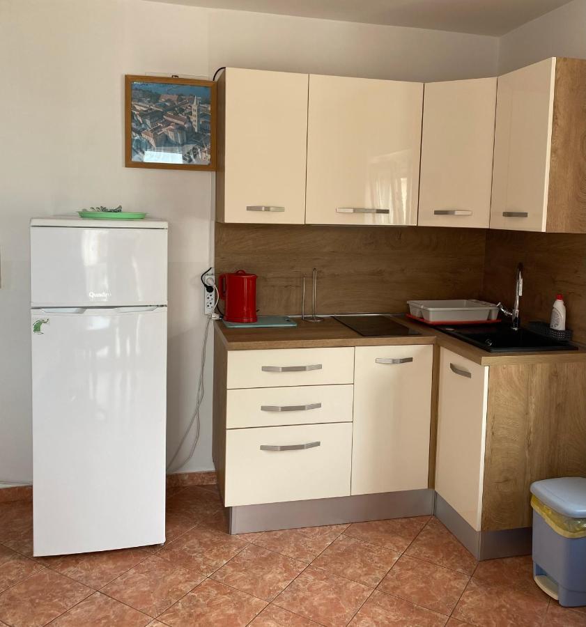 Apartments Zara מראה חיצוני תמונה