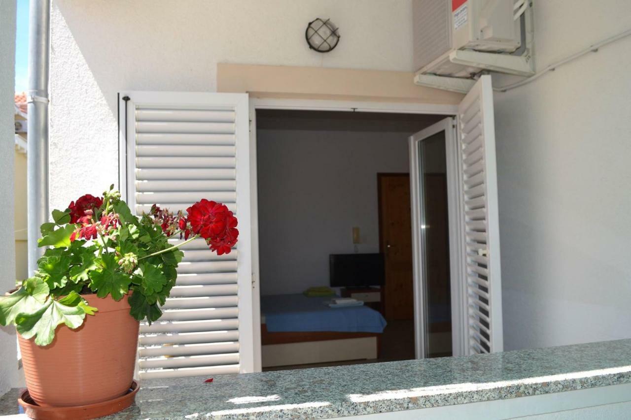 Apartments Zara מראה חיצוני תמונה